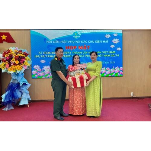Kiên Hải họp mặt kỷ niệm 95 năm ngày thành lập hội LHPN Việt Nam